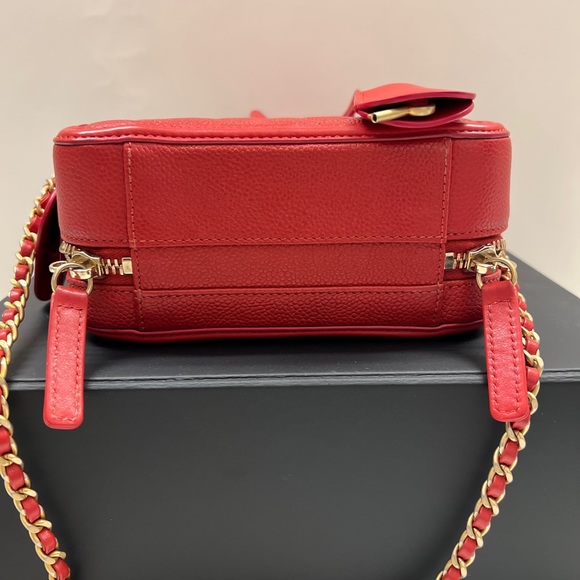 Chanel Filigree Vanity Case - Picture 4 of 9